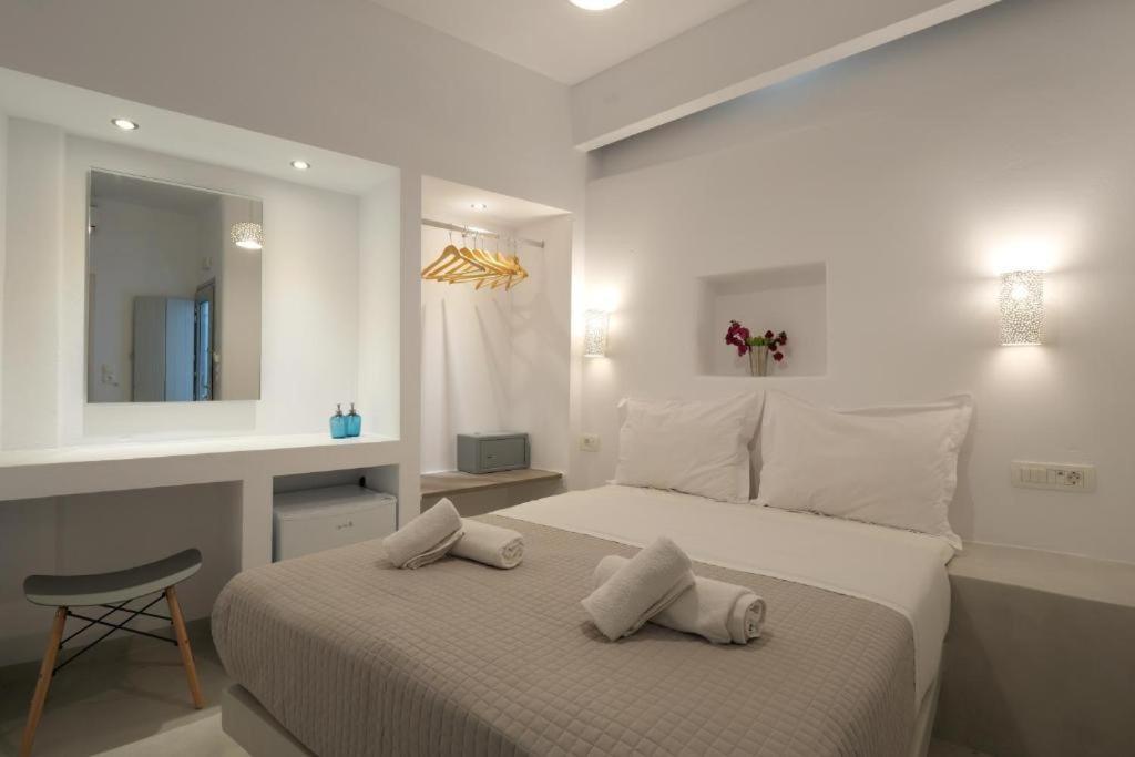 Fira Unique Rooms- Fira Center Exterior photo